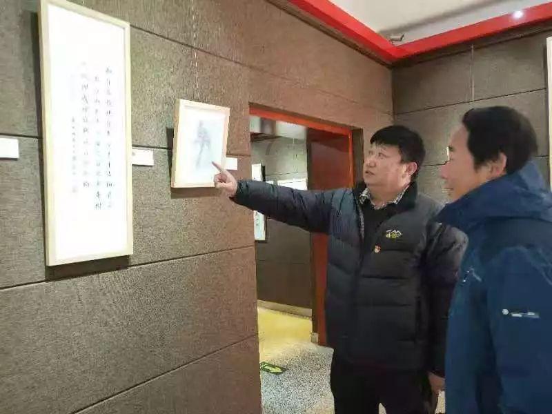 美丽的铅笔裙